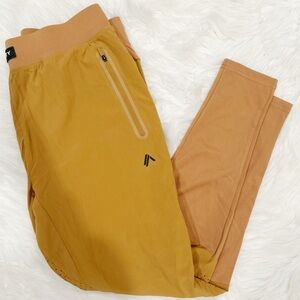 Alphalete Infinity Tech Performance Joggers BNWT Large